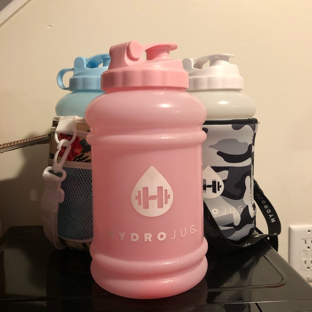 BUNDLE OF 3 HYDRO JUGS WITH ACCESSORIES